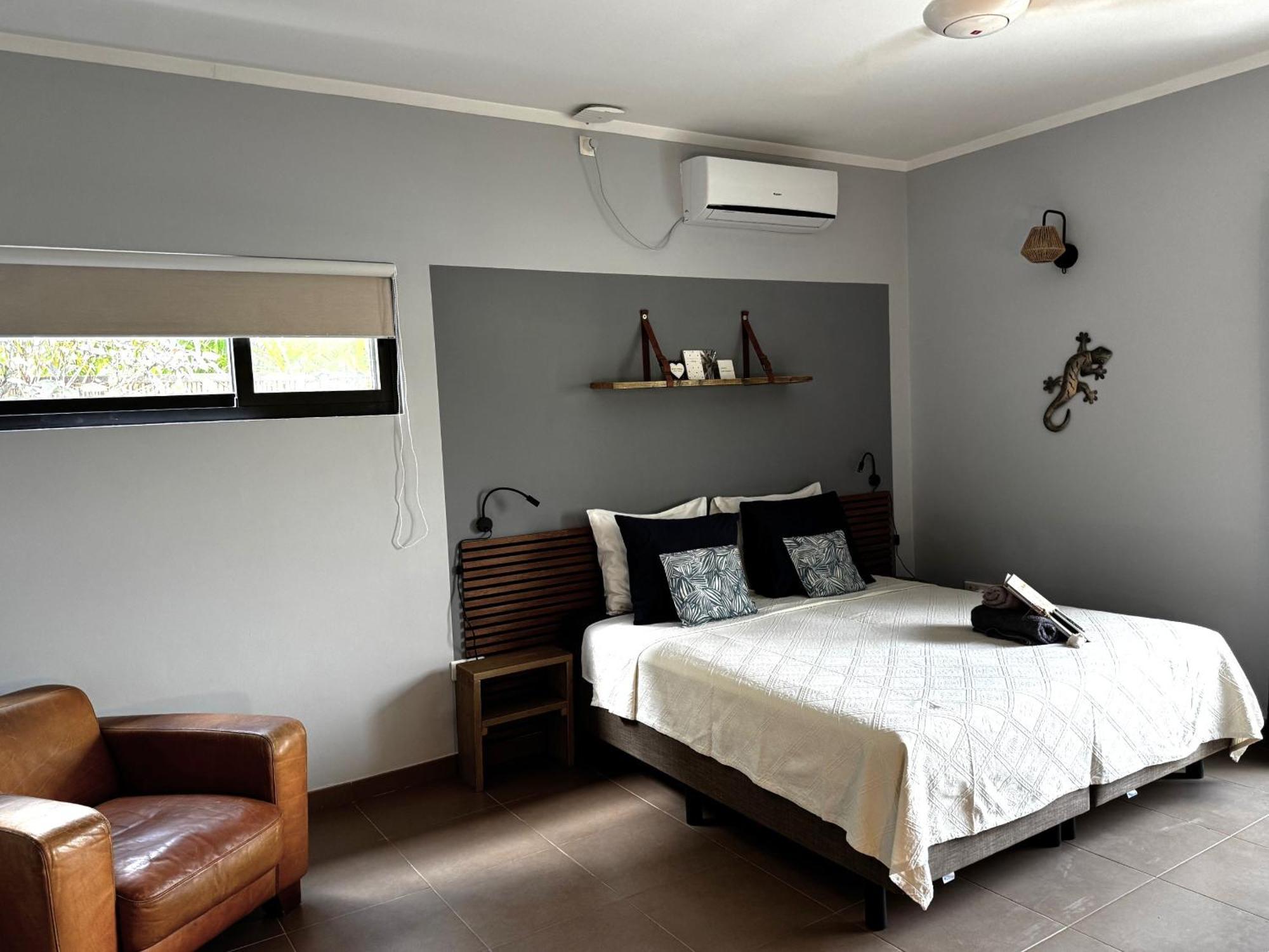 Casa Mantana Bonaire Bed & Breakfast Kralendijk  Bagian luar foto